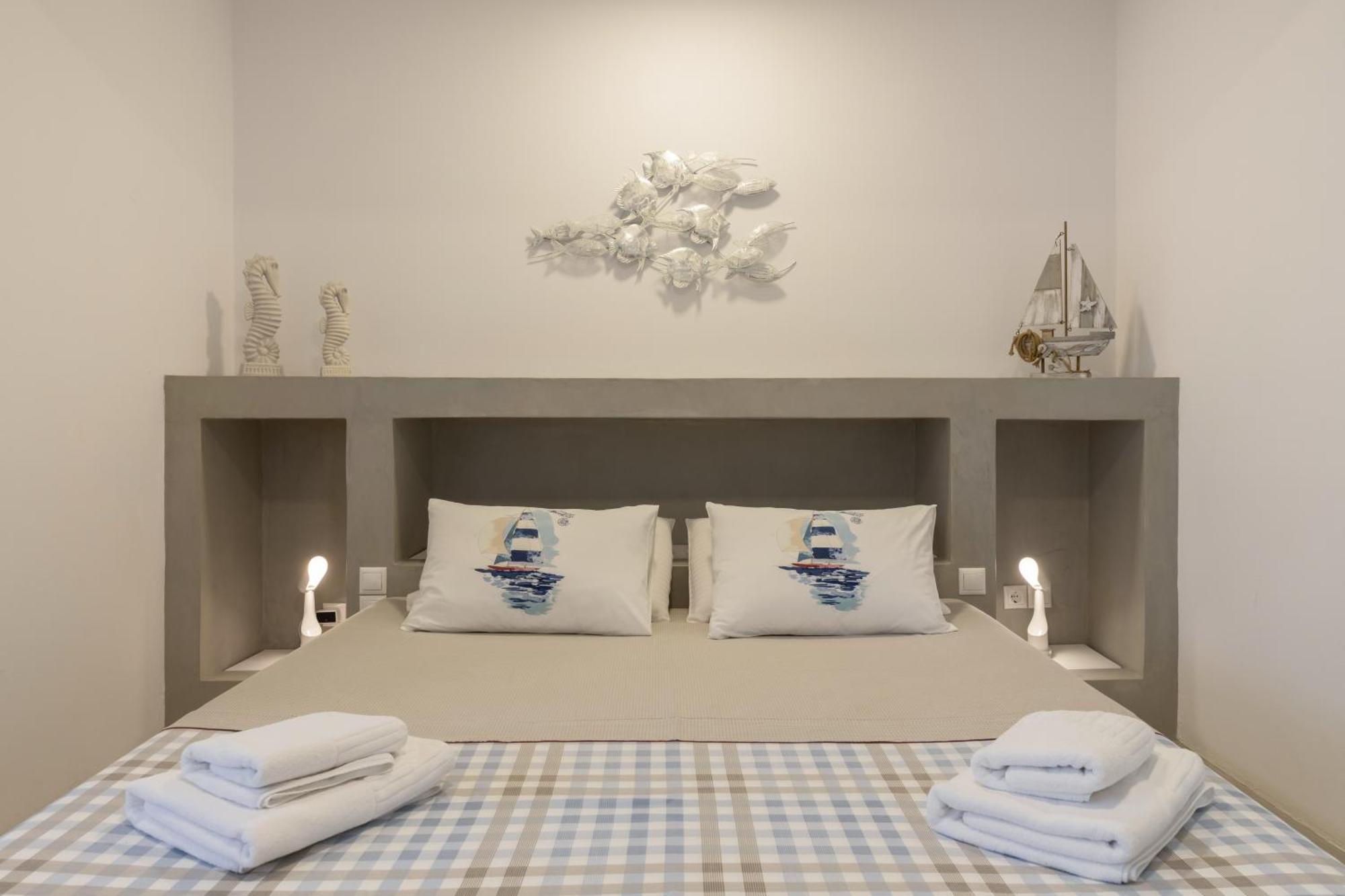 לוגאראס Paros Melodia Apartments מראה חיצוני תמונה